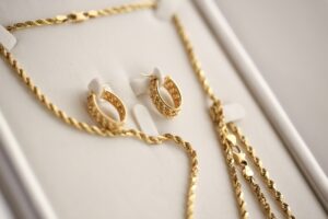 Artistry of Gold Jewelry Manufacturers